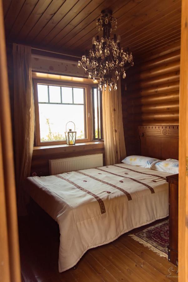 *2 Bdr Log House /Mountains/Queen Bed/Fireplace Gourri Dış mekan fotoğraf