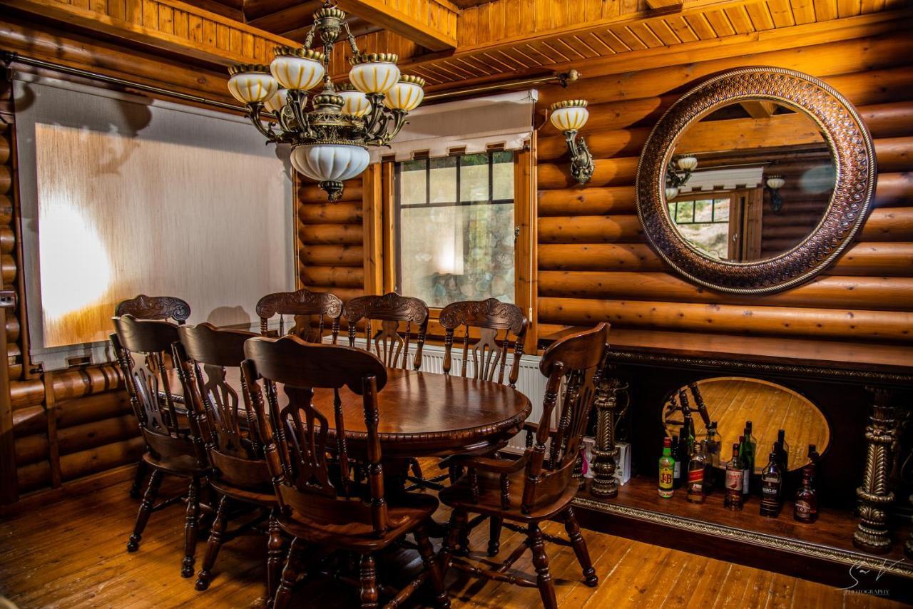 *2 Bdr Log House /Mountains/Queen Bed/Fireplace Gourri Dış mekan fotoğraf