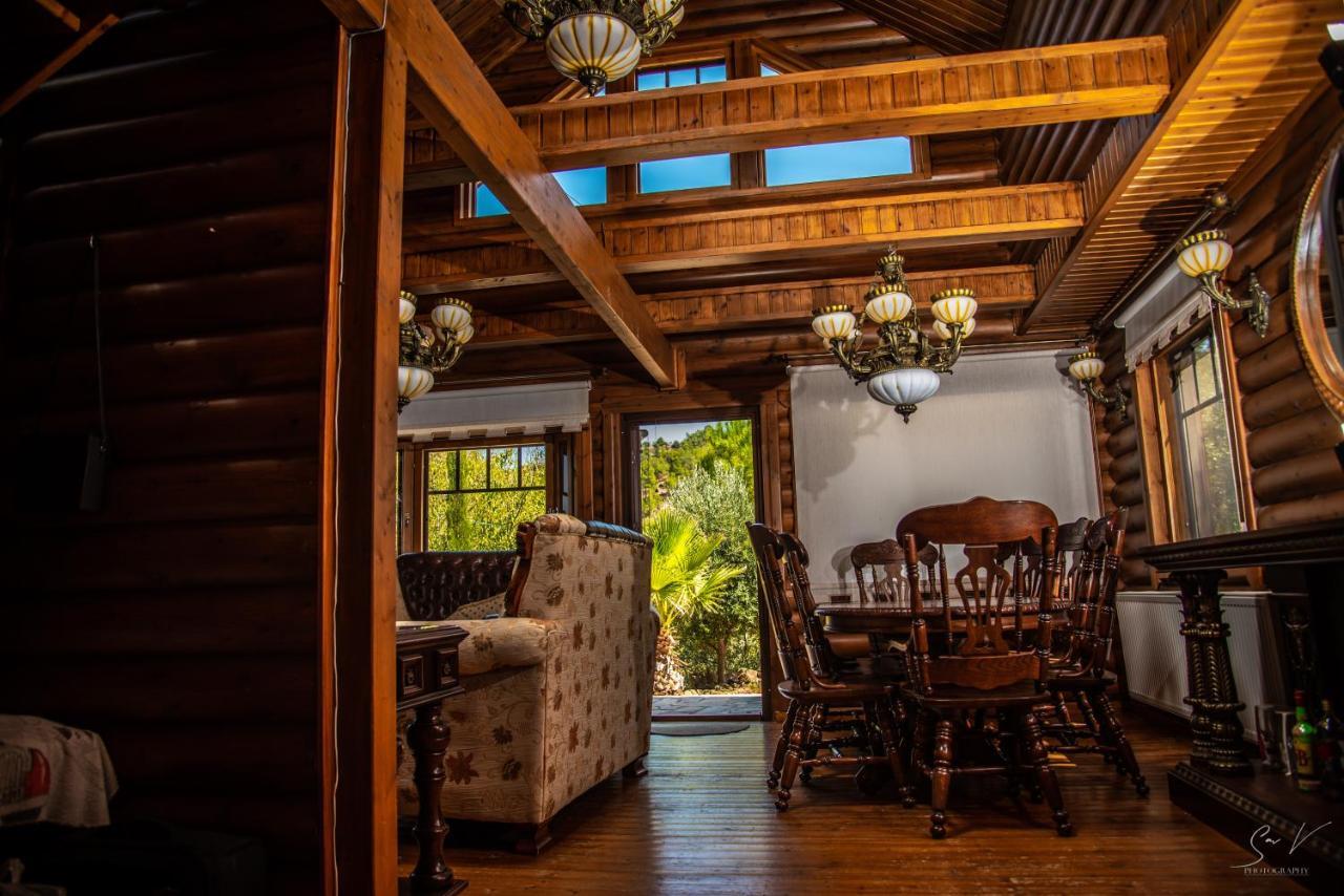 *2 Bdr Log House /Mountains/Queen Bed/Fireplace Gourri Dış mekan fotoğraf